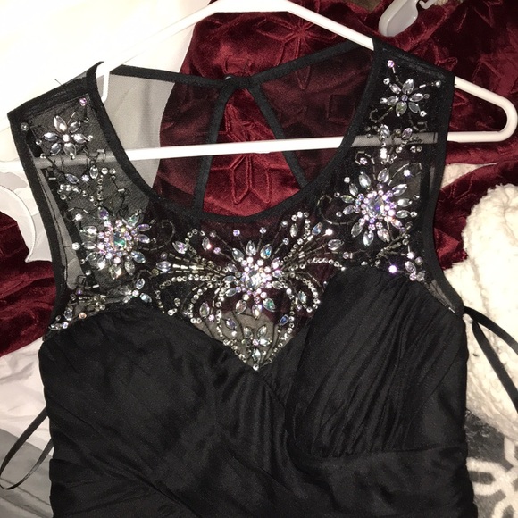 Homecoming/Formal dress! - Picture 1 of 4